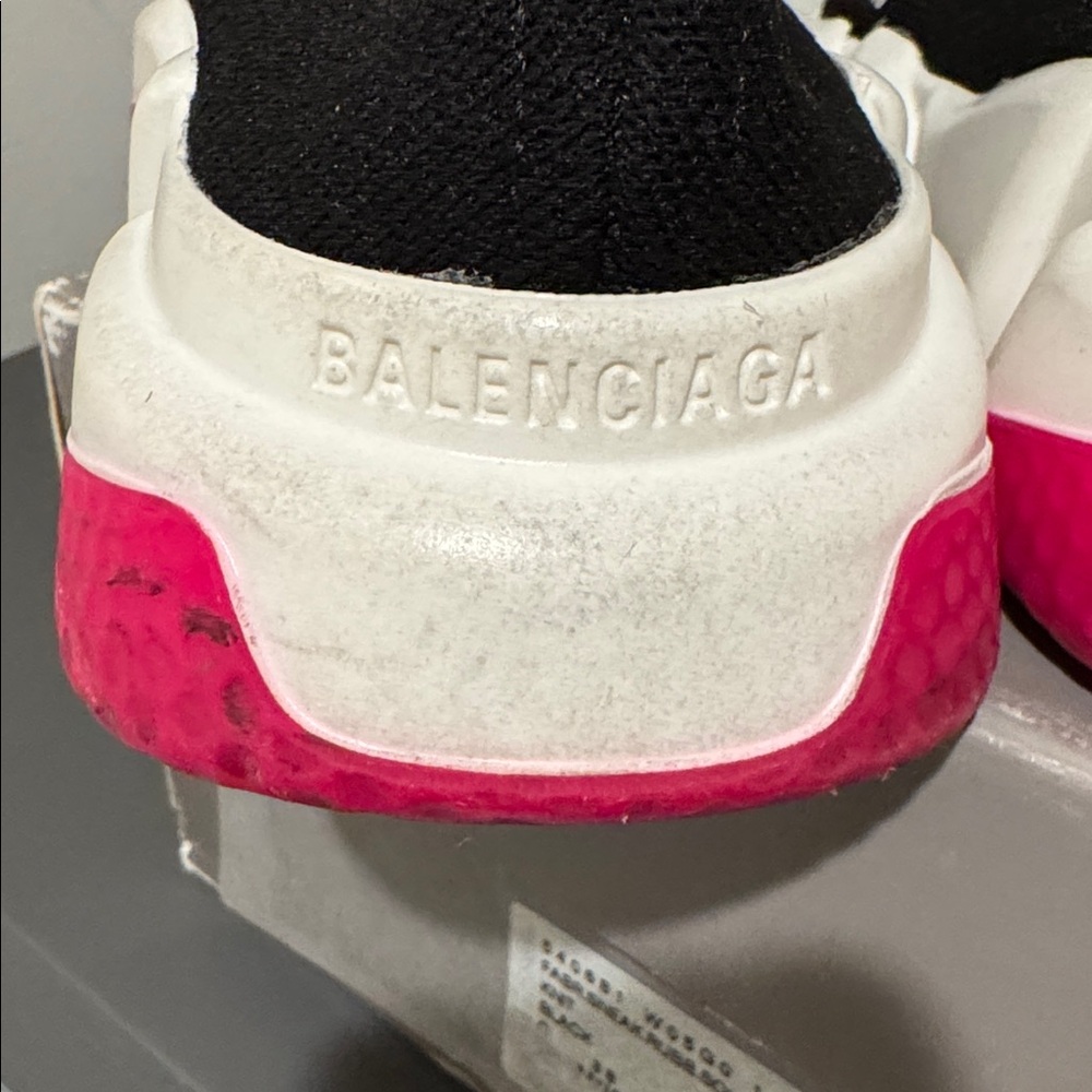 Balenciaga Women's Black and Pink ‘ Speed’ Trainers - Picture 9 of 17